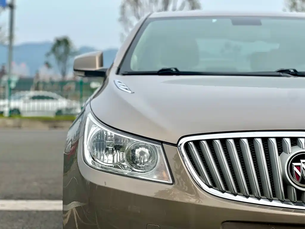 Buick LaCrosse 2013 — фото 14