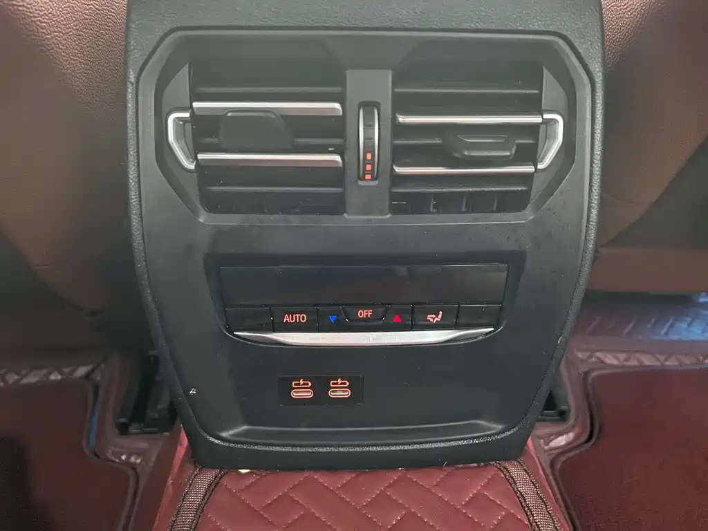 BMW 3 Series 2022 — фото 14