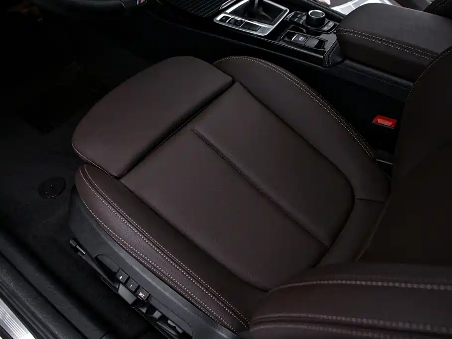 BMW 1 Series 2020 — фото 13