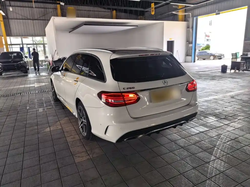 Mercedes-Benz C-Class 2019