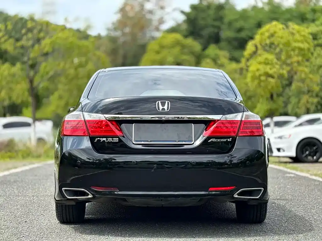 Honda Accord 2015 — фото 5
