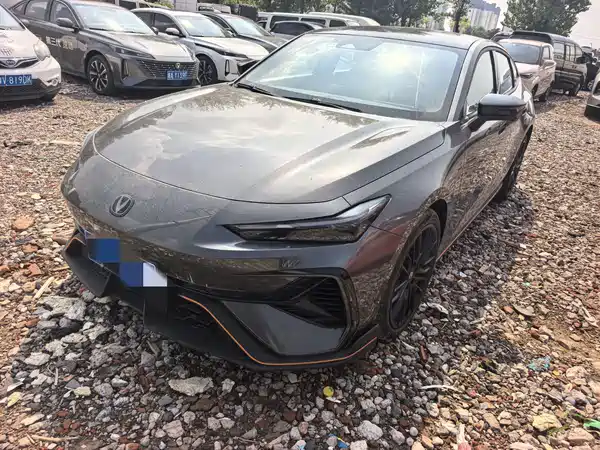 Changan UNI-V 2025