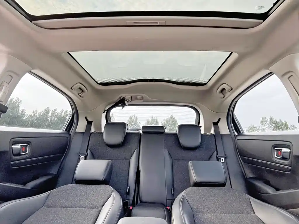 Honda Vezel 2024 — фото 10