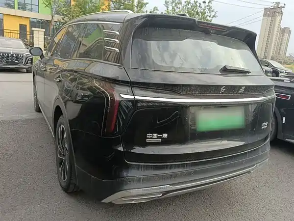 Hongqi HS7 PHEV 2024