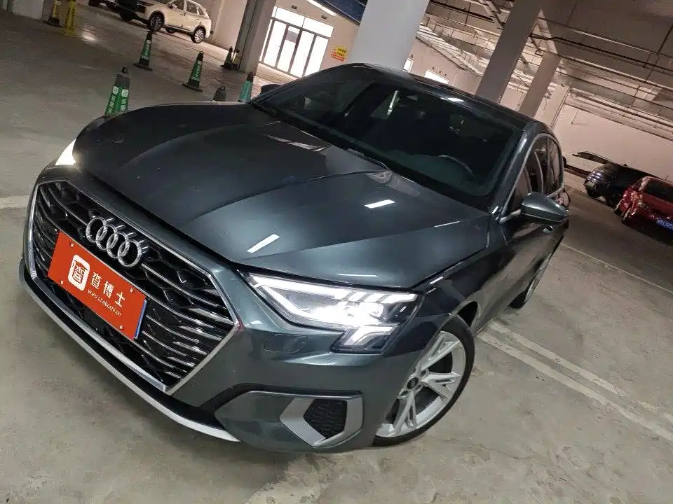 Audi A3 2023 — фото 1