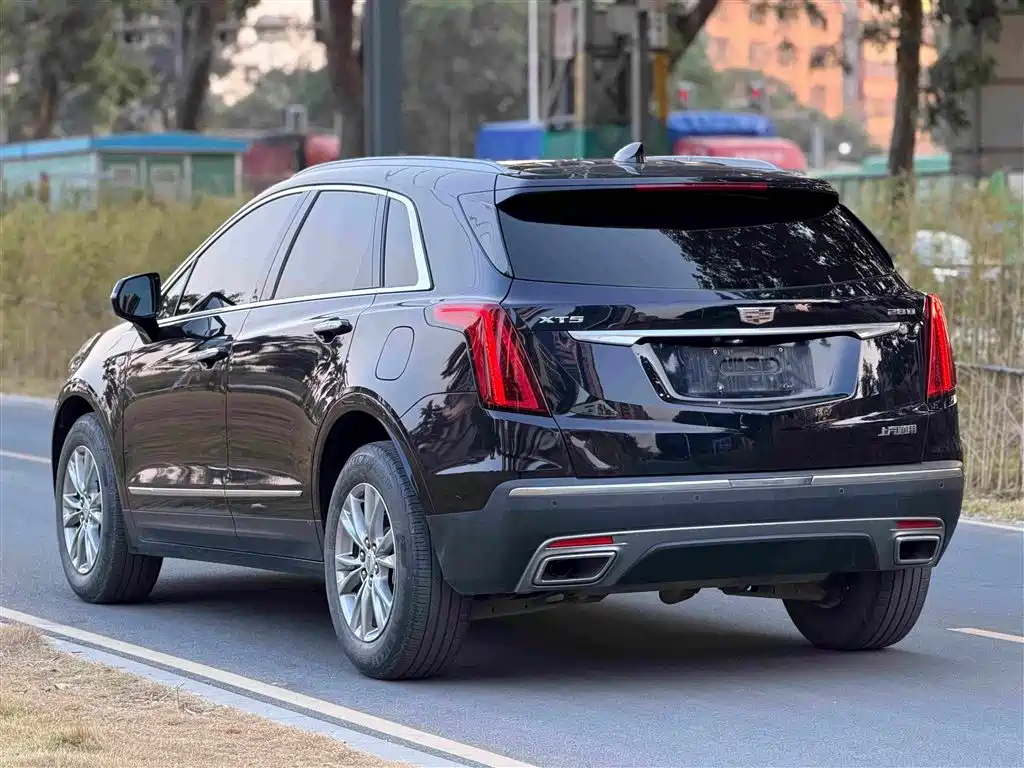 Cadillac XT5 2022 — фото 24