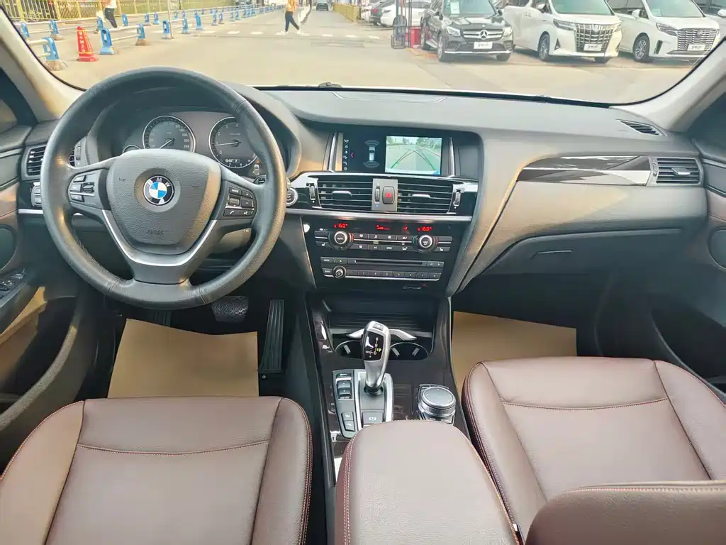 BMW X3 2017 — фото 12