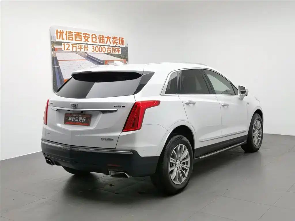 Cadillac XT5 2017 — фото 2