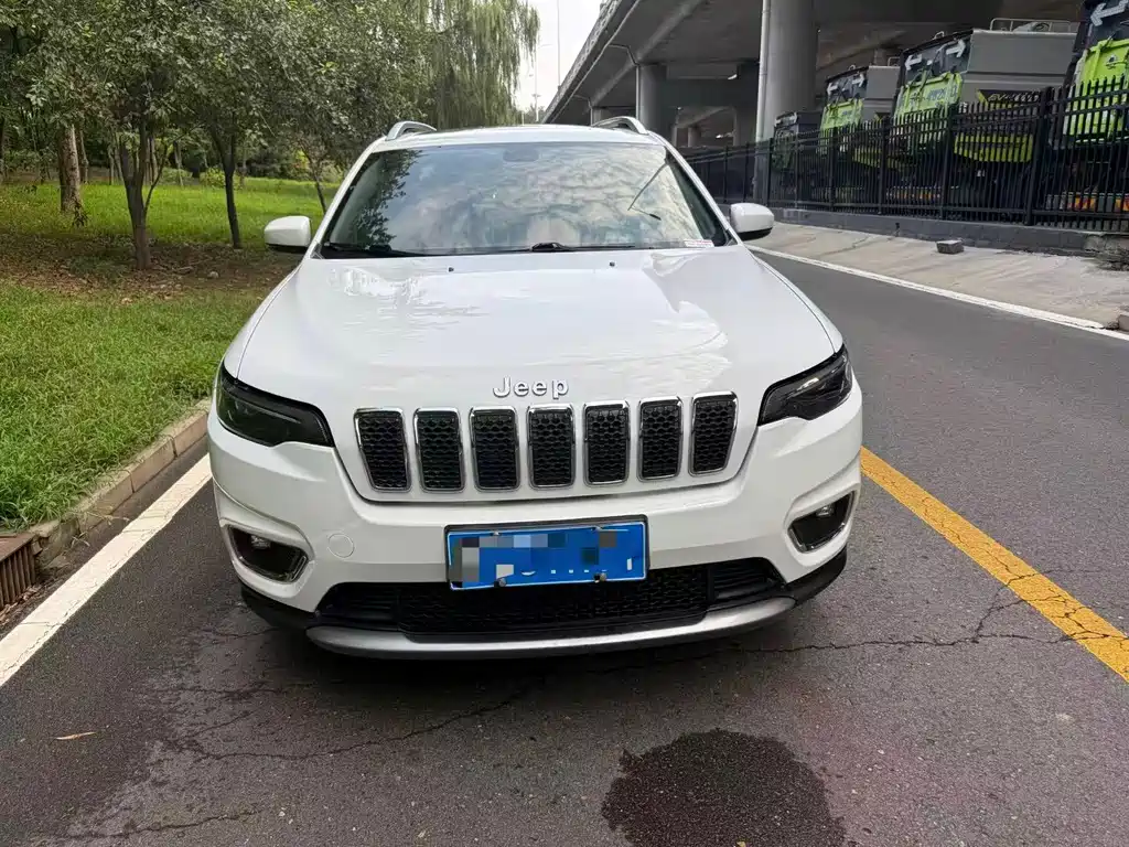 Jeep Cherokee 2021 — фото 2