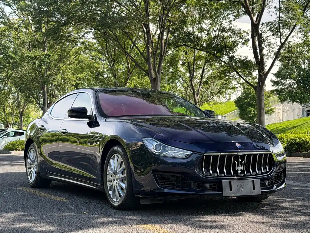 Maserati Ghibli 2021 — фото 3