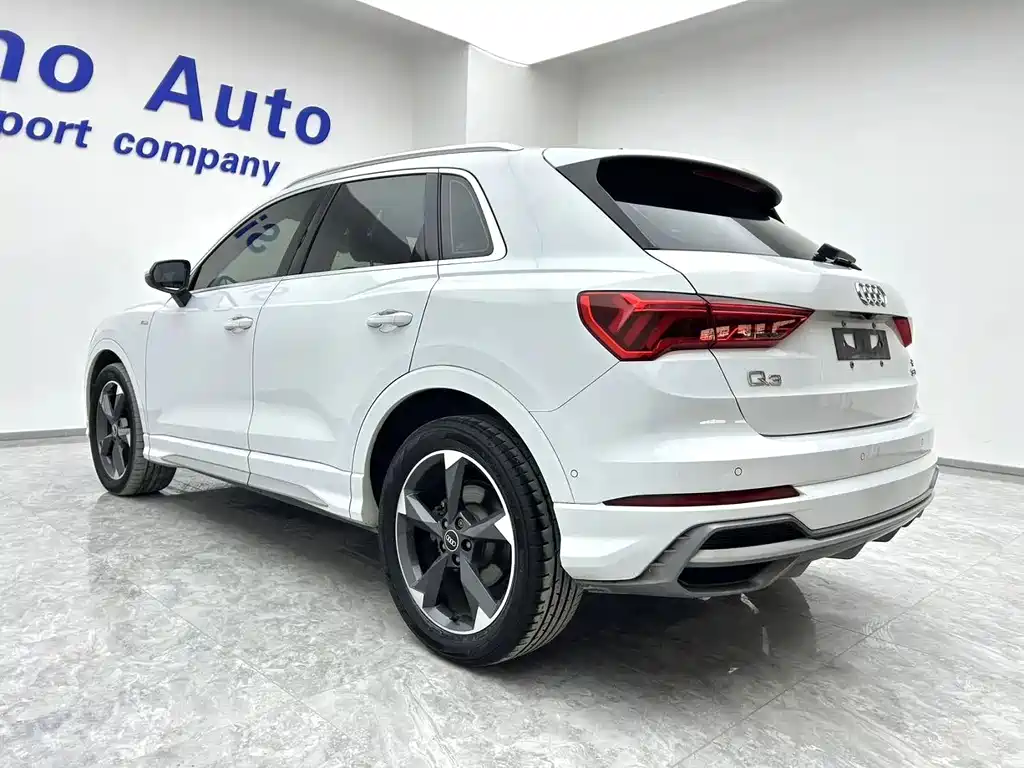 Audi Q3 2022 — фото 3