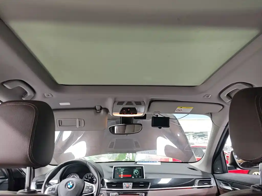 BMW X1 2018 — фото 18