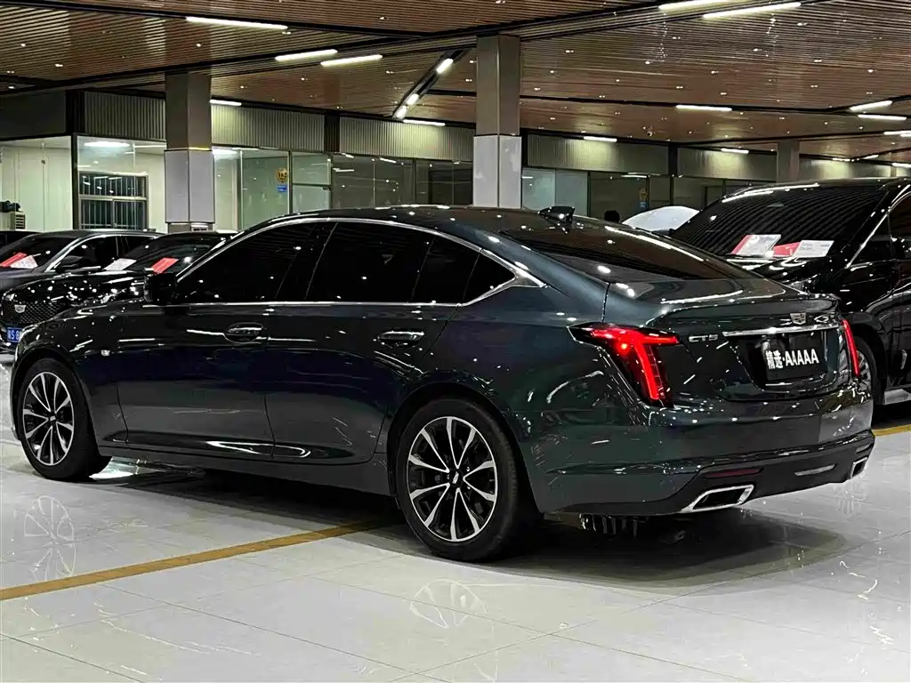 Cadillac CT5 2022 — фото 15