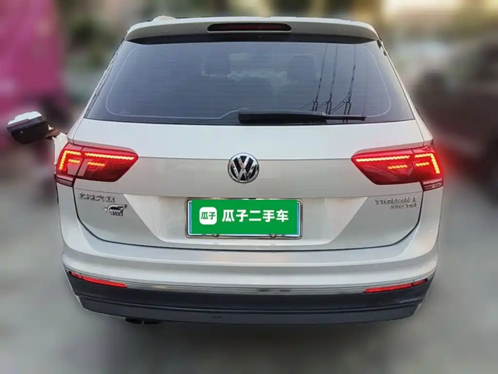Volkswagen Tiguan L 2017 — фото 10