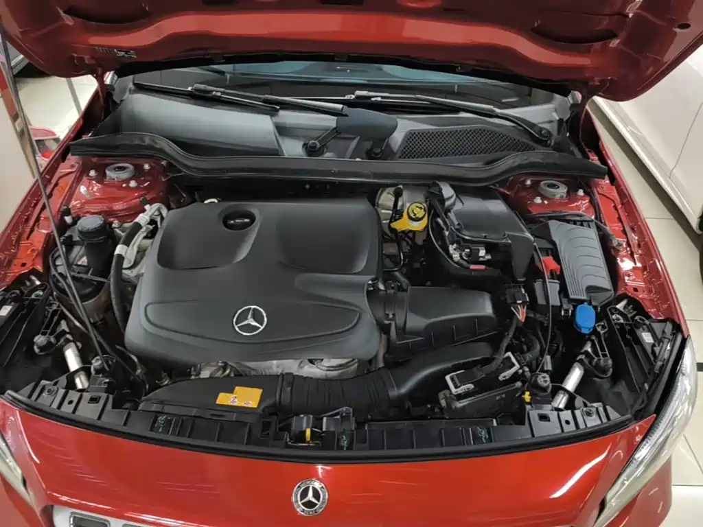 Mercedes-Benz GLA 2018 — фото 20