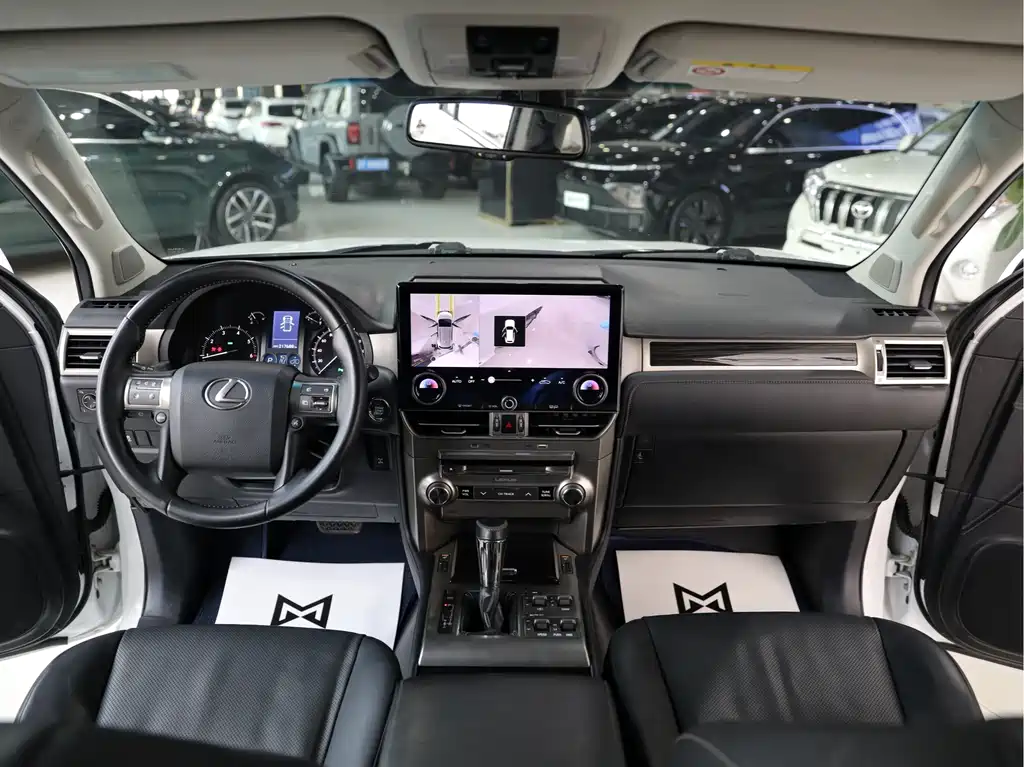 Lexus GX 2015 — фото 11