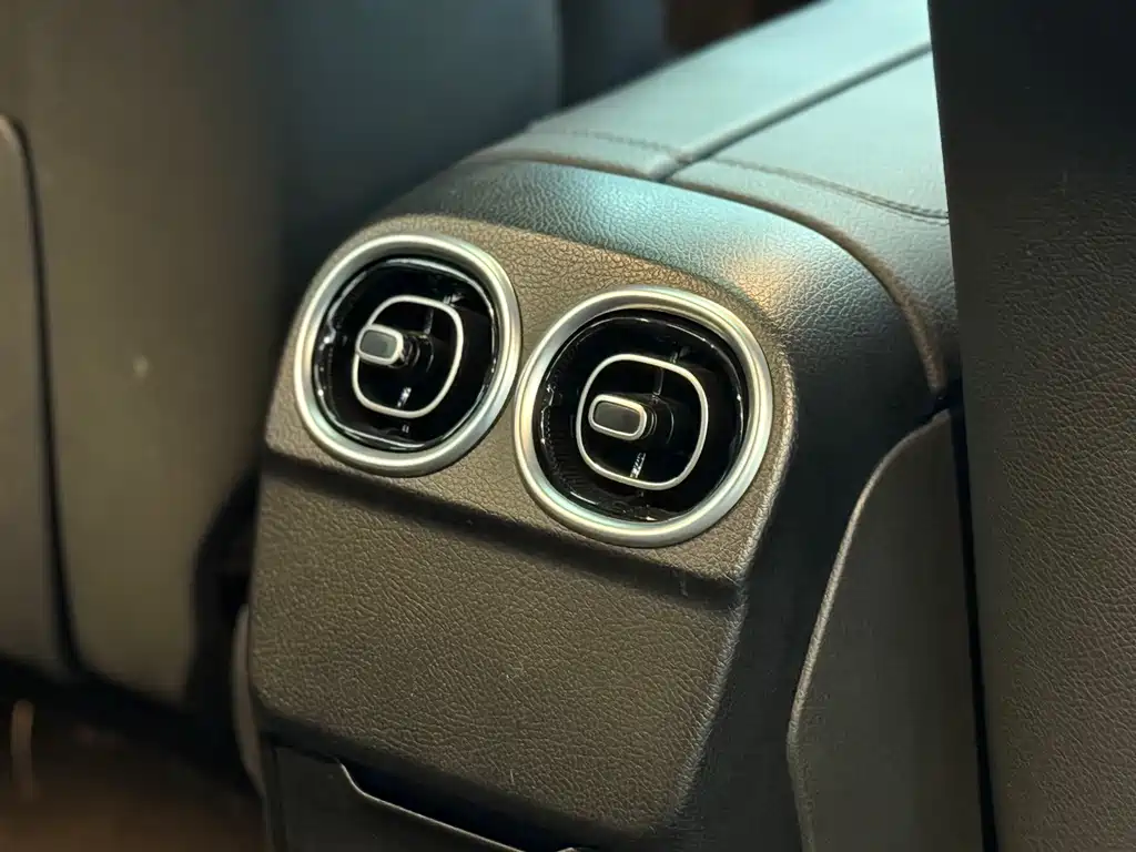 Mercedes-Benz C-Class 2022 — фото 25