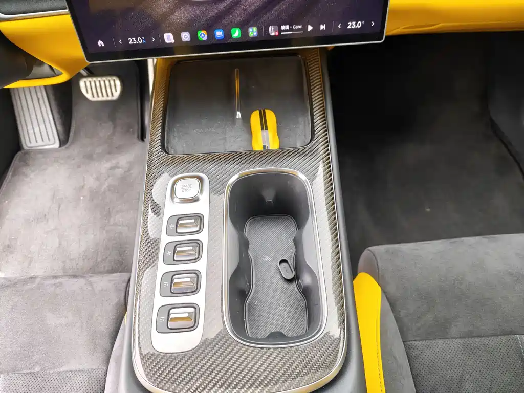 Xiaomi SU7 Ultra 2025 — фото 17