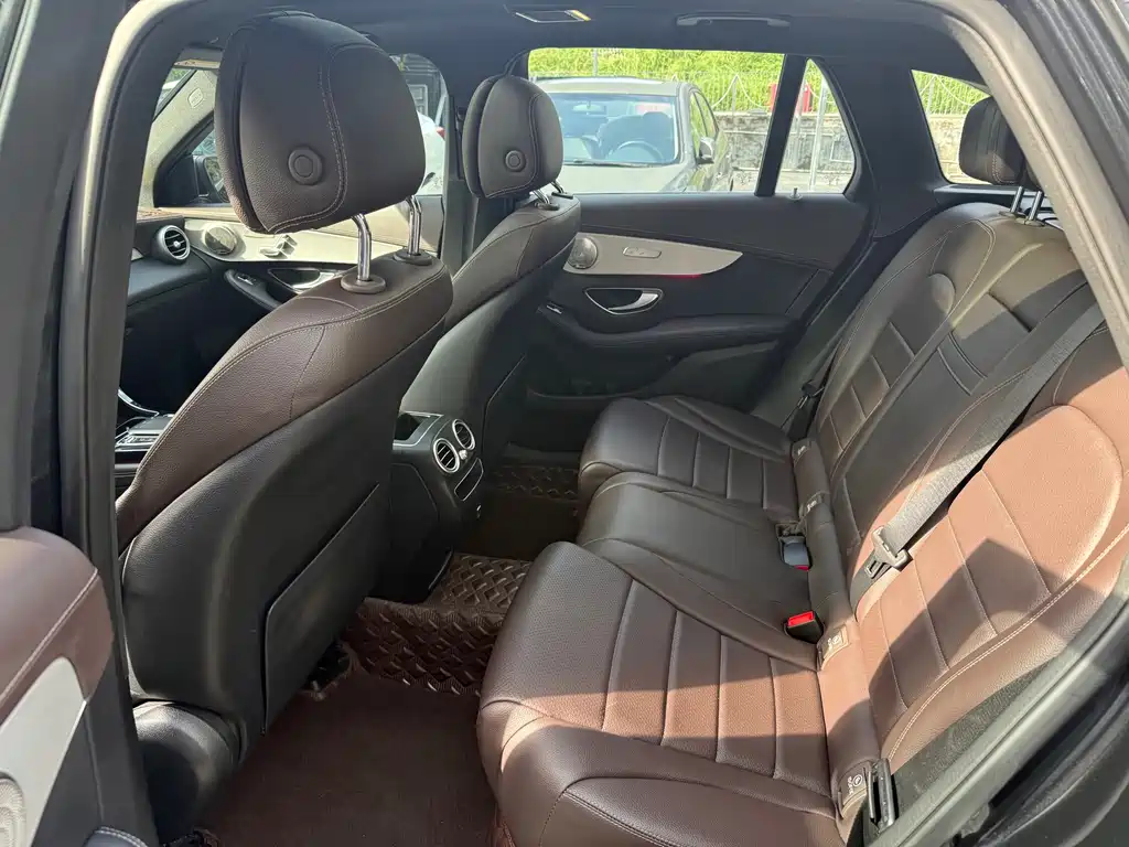 Mercedes-Benz GLC 2022