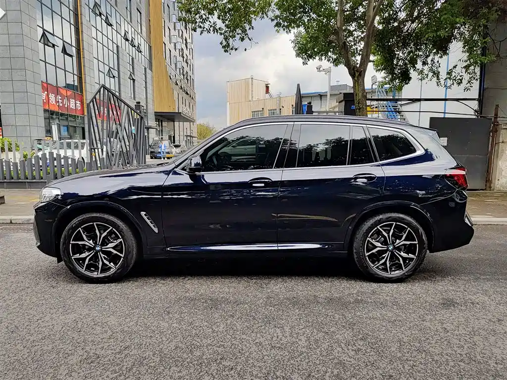 BMW X3 2022 — фото 3