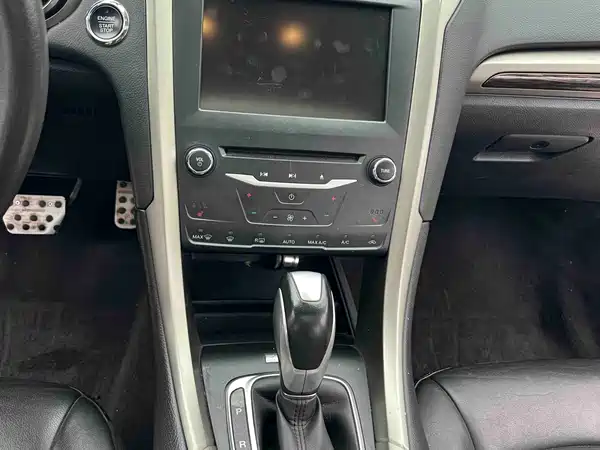 Ford Mondeo 2015