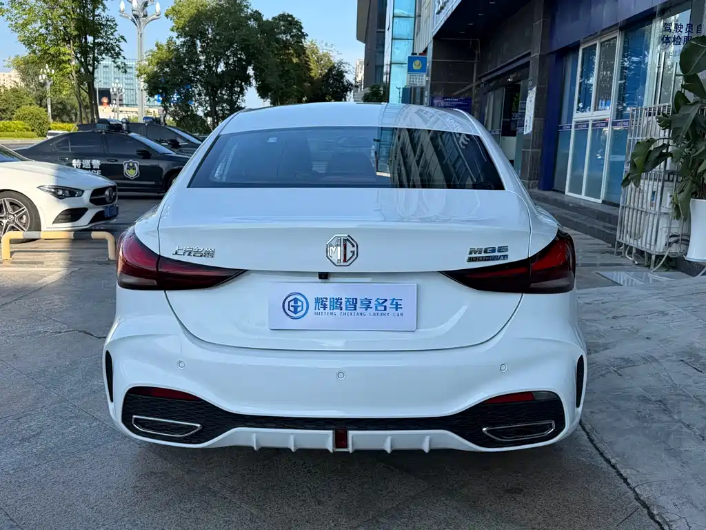 MG MG5 2026