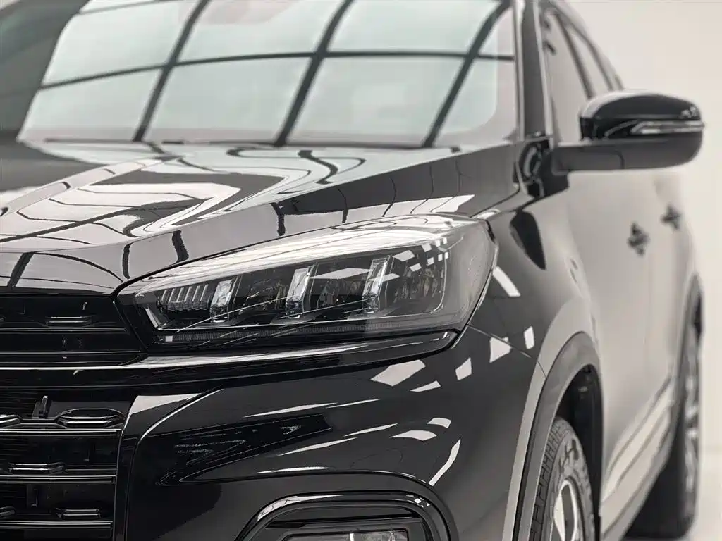 Chery Tiggo 8 2023 — фото 4