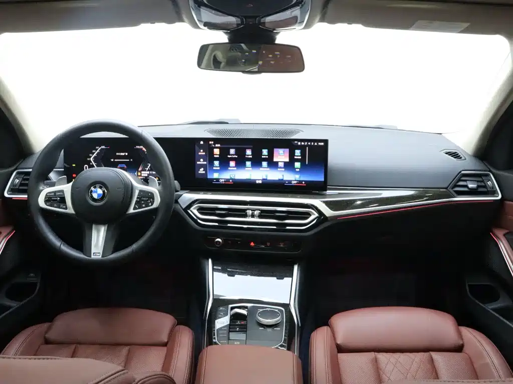 BMW 3 Series 2023 — фото 12
