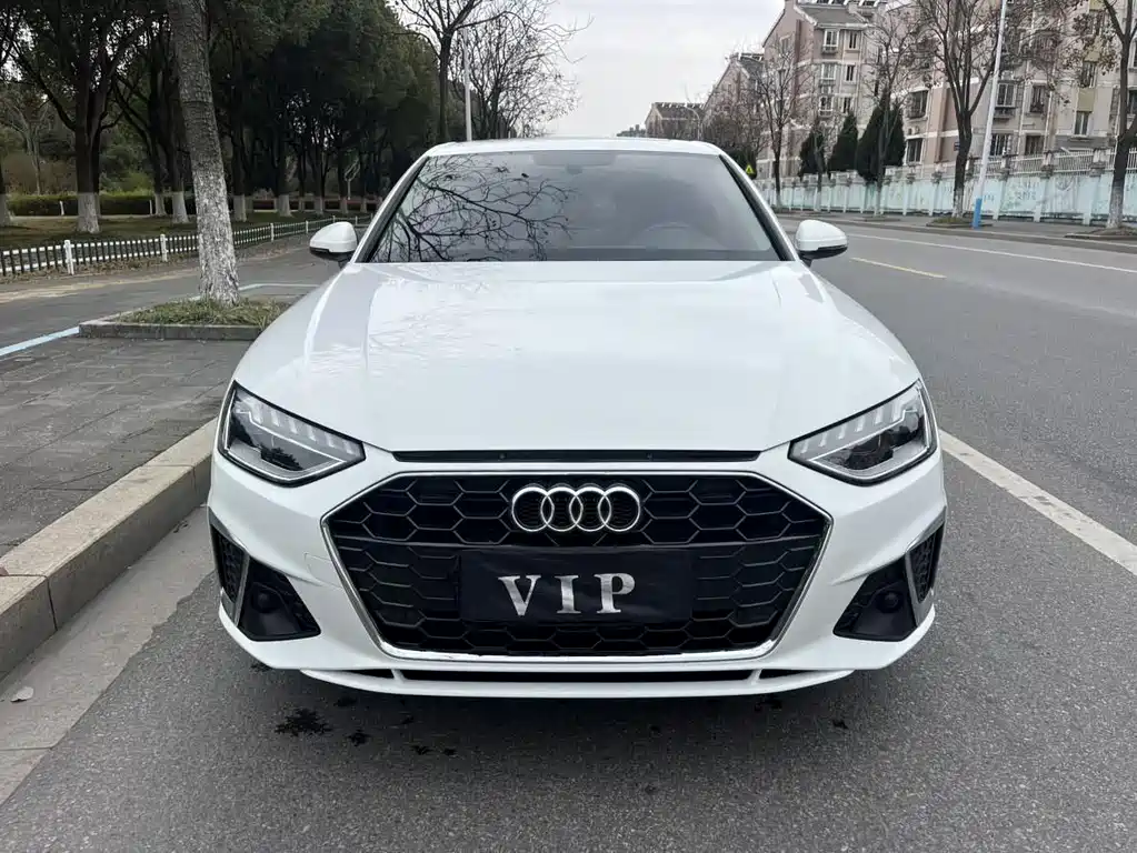 Audi A4L 2021 — фото 2