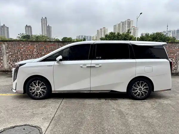 GAC Trumpchi E9 2023