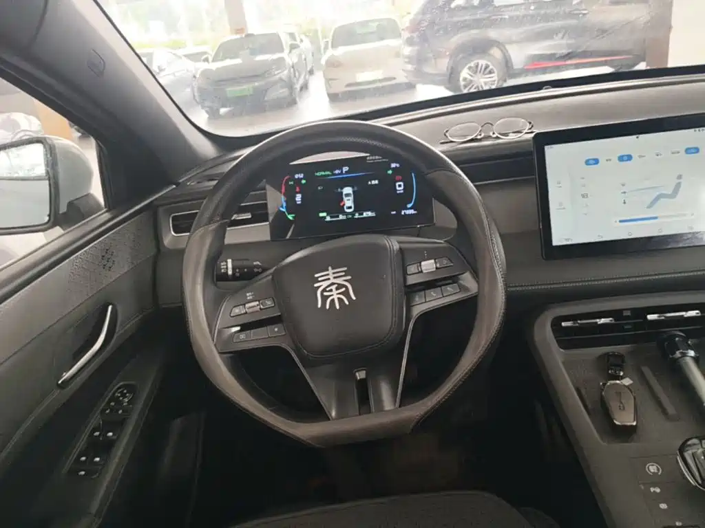 BYD Qin PLUS 2025 — фото 11