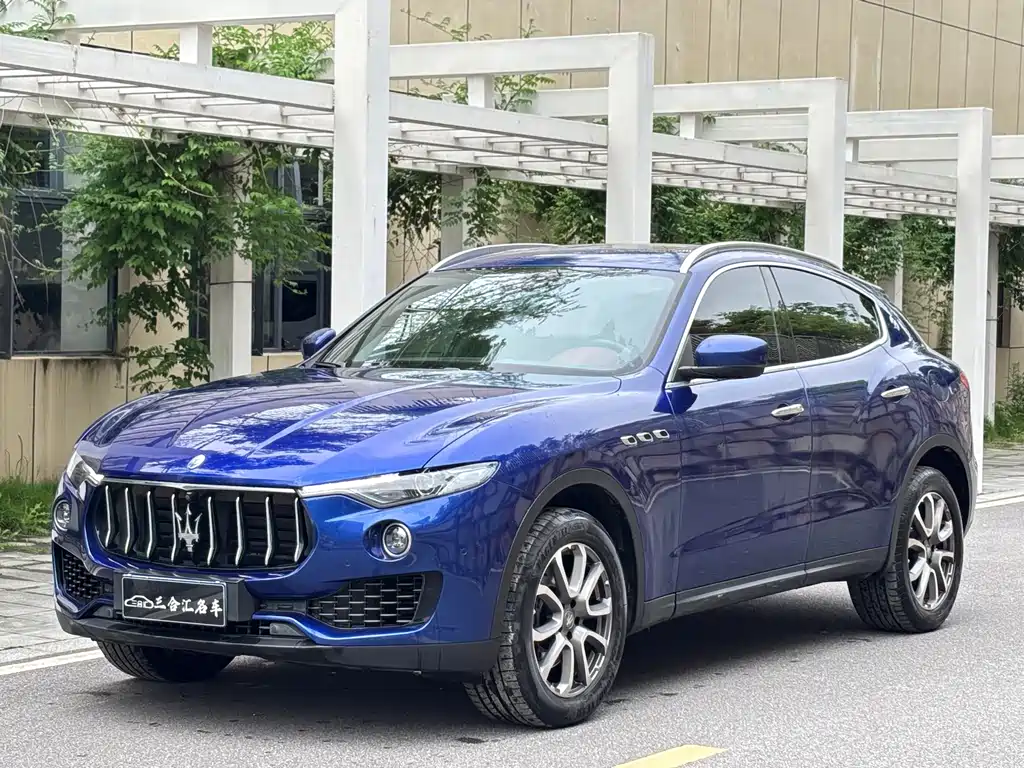 Maserati Levante 2019 — фото 1