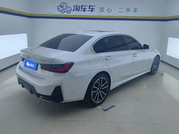 BMW 3 Series 2025