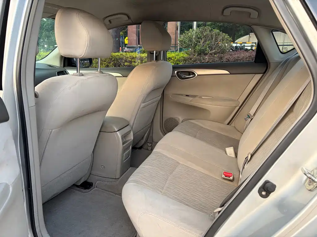 Nissan Sylphy 2013 — фото 13