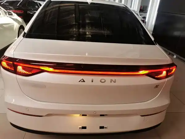 Aion S 2023