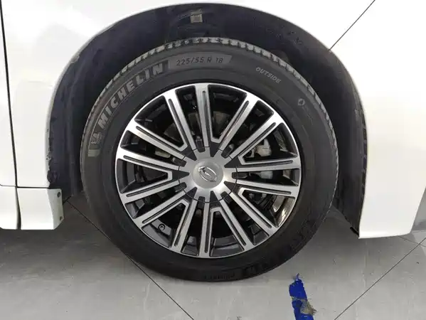 GAC Trumpchi M8 2021