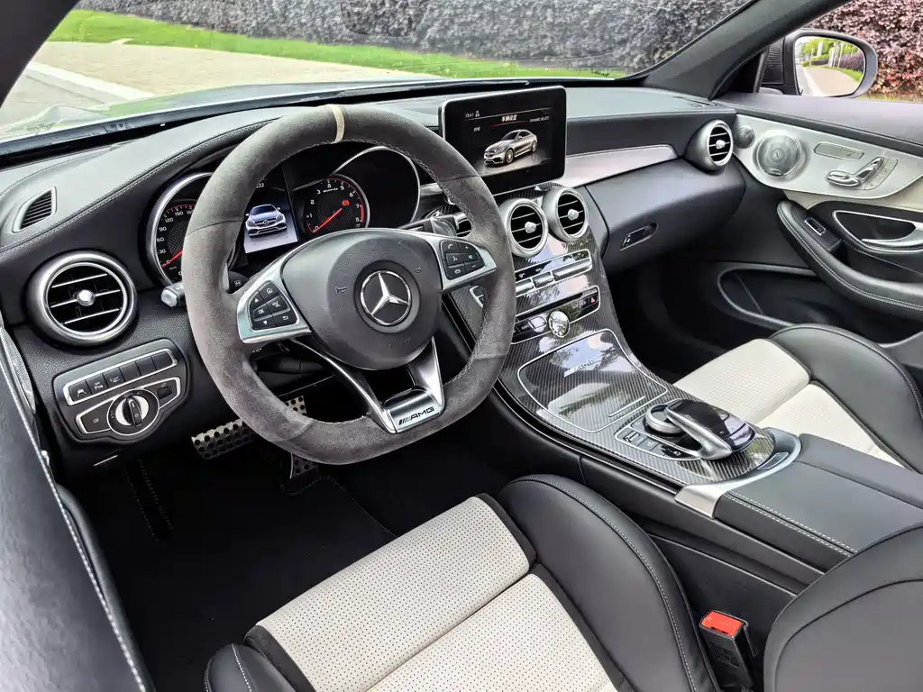 Mercedes-Benz C-Class AMG 2018 — фото 21