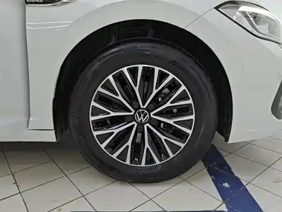 Volkswagen Sagitar 2025