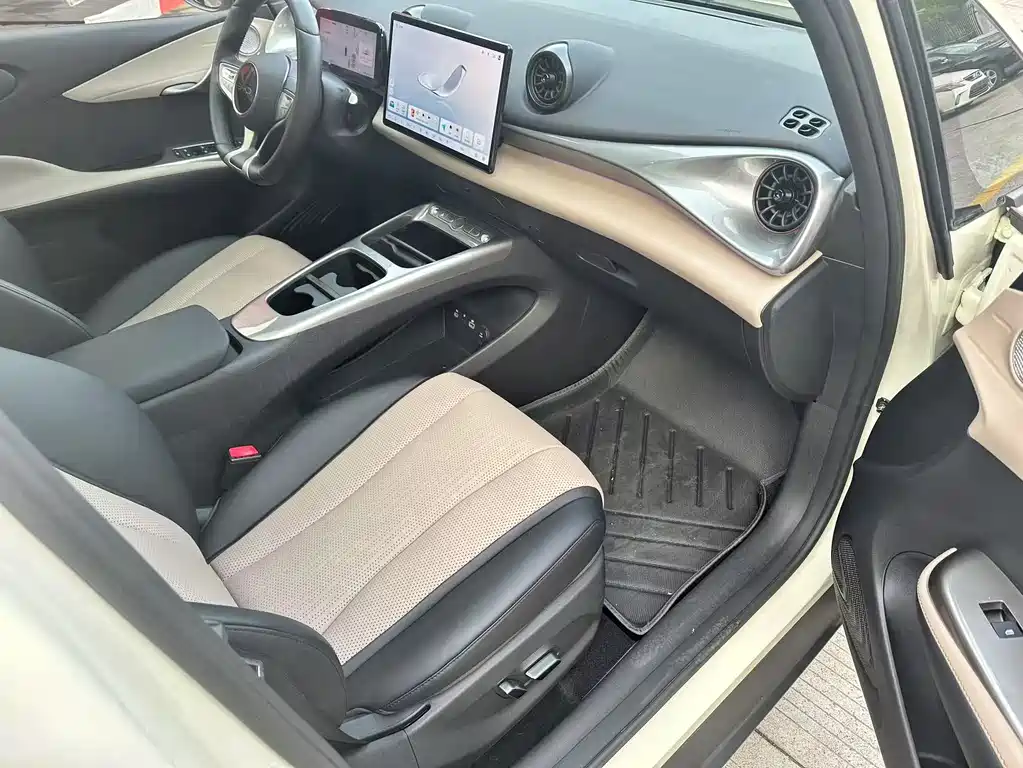 BYD Dolphin 2025 — фото 12