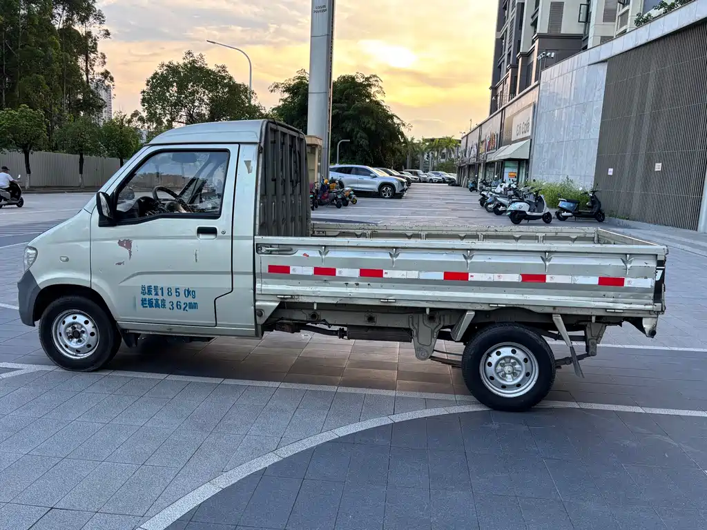 Wuling Zhiguang Mini Truck 2016 — фото 8