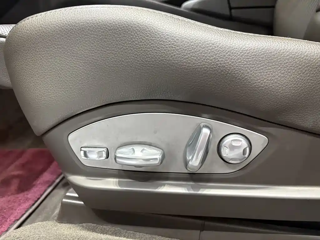 Porsche Panamera 2016 — фото 18