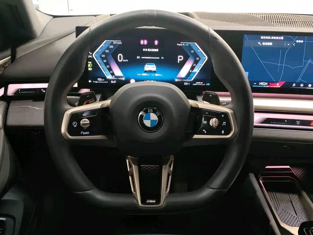 BMW 5 Series 2025 — фото 13