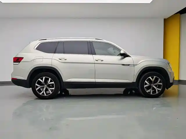 Volkswagen Teramont 2018 — фото 19