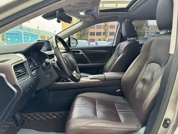 Lexus RX 2020