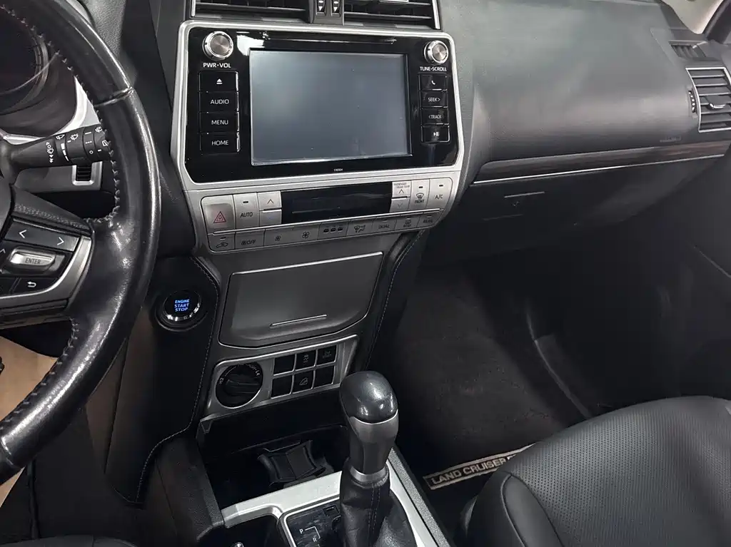 Toyota Prado 2019 — фото 10