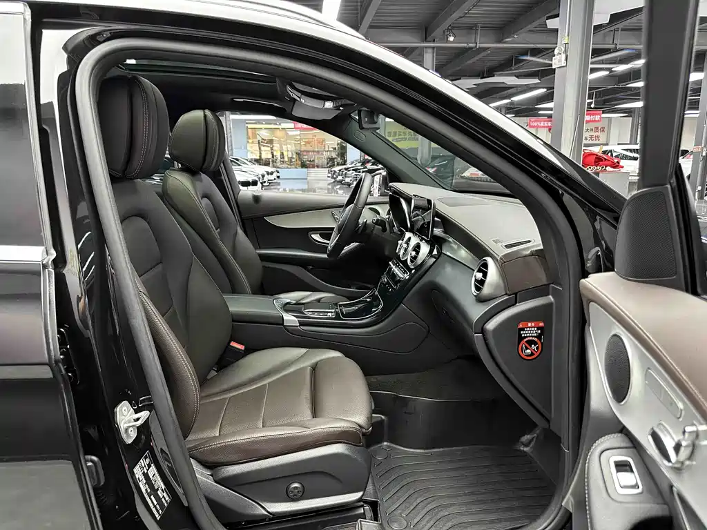 Mercedes-Benz GLC 2022