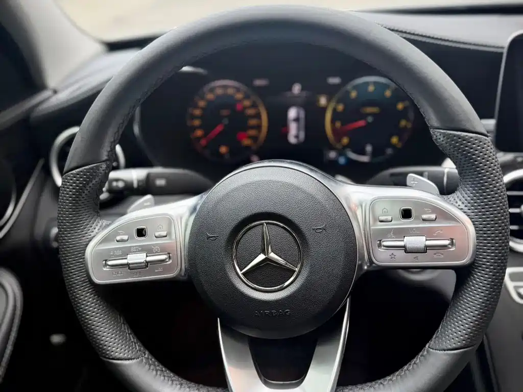 Mercedes-Benz C-Class 2021 — фото 23