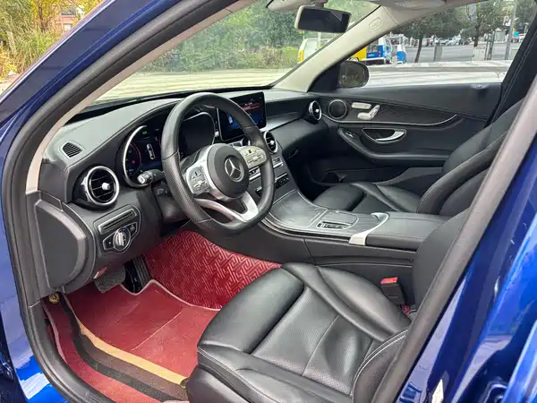 Mercedes-Benz C-Class 2020