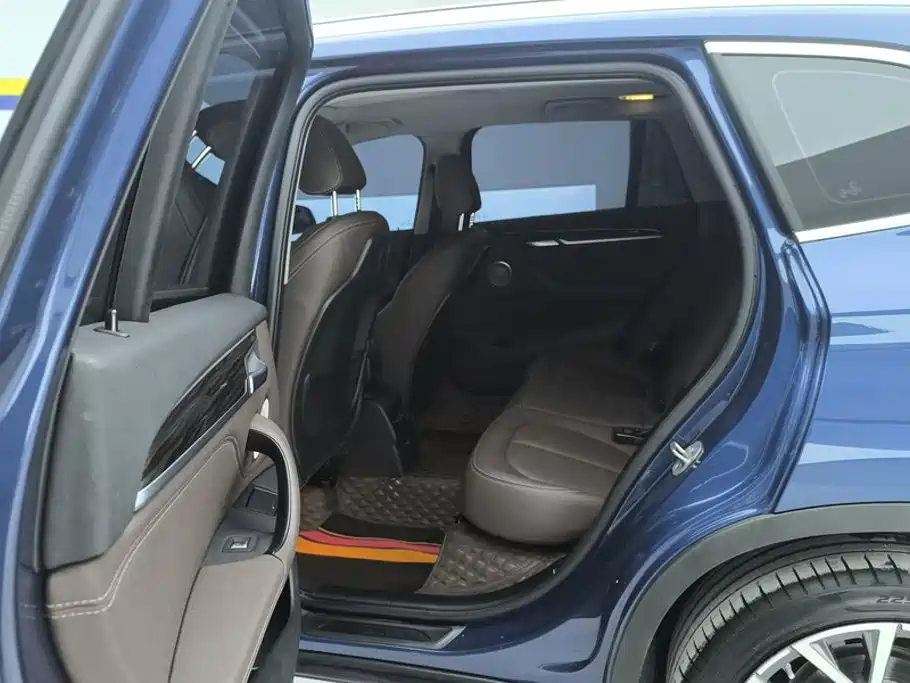 BMW X1 2022 — фото 11