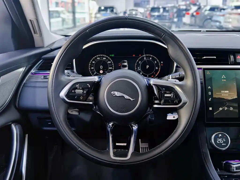 Jaguar XFL 2023 — фото 10